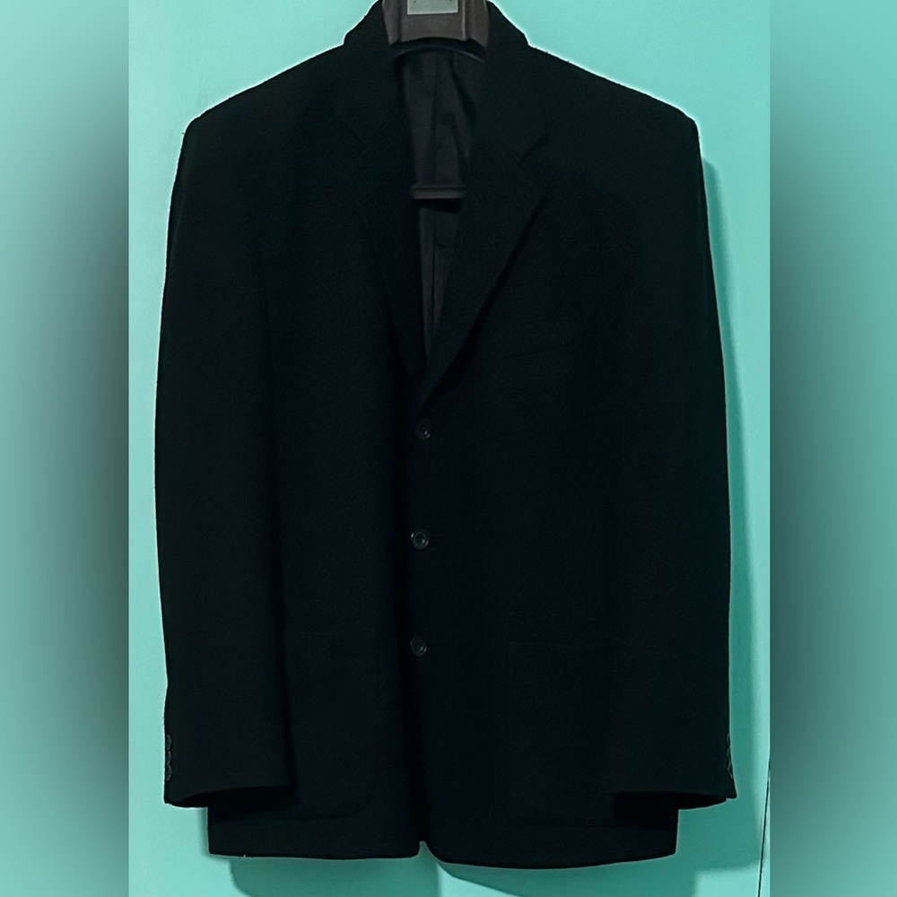 Classic Black Men's Blazer - Picture 2 of 5